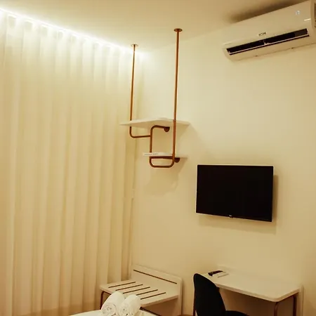 Le Premier 3* Lisbon